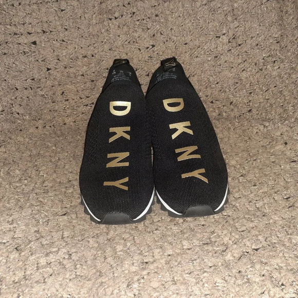 DKNY-Abbi Pull On Sock  Sneaker-Air Knit-Black/White/Gold-Sz 9.5-Near Mint - Picture 3 of 8